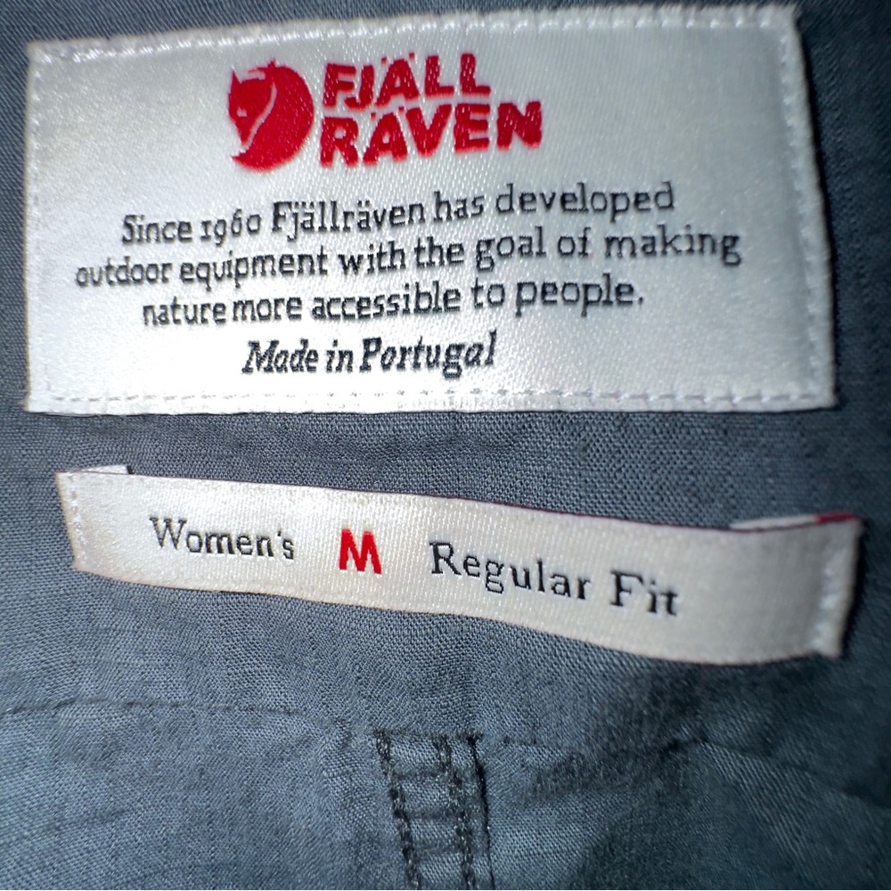 Fjall Raven Womens Ovik Shirt Dress size Medium belted full button front pockets - Picture 5 of 8